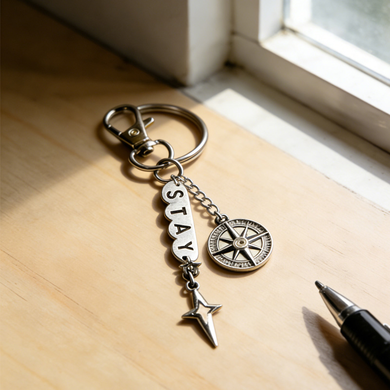 Porte-clés perlé Kpop Stray Ki - Phone Accessories Ideas avis et prix